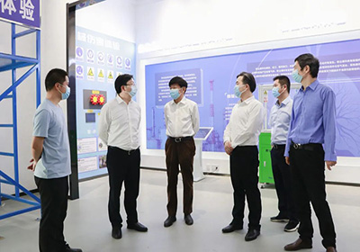 海安市市長譚真率隊考察公司承建的海安市應急安全教育體驗館項目