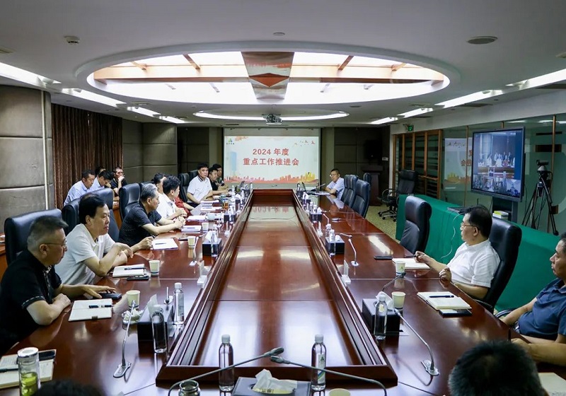 ���F���_2024������c�������M��