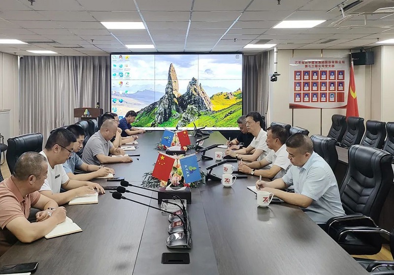 ���F������������ӱ��Ј��{��